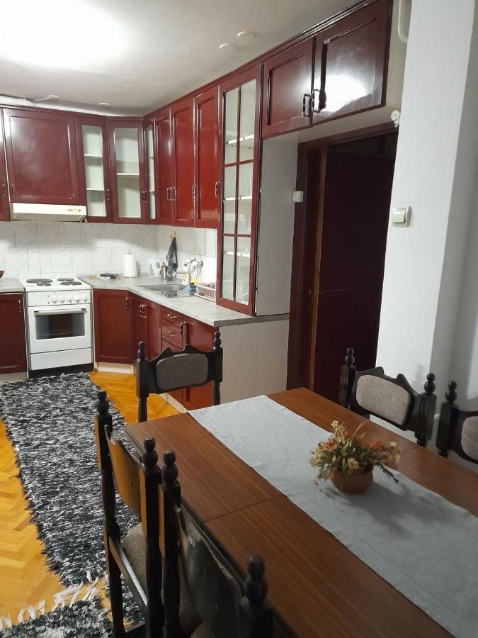 Devetka Apartment Пирот Екстериор снимка