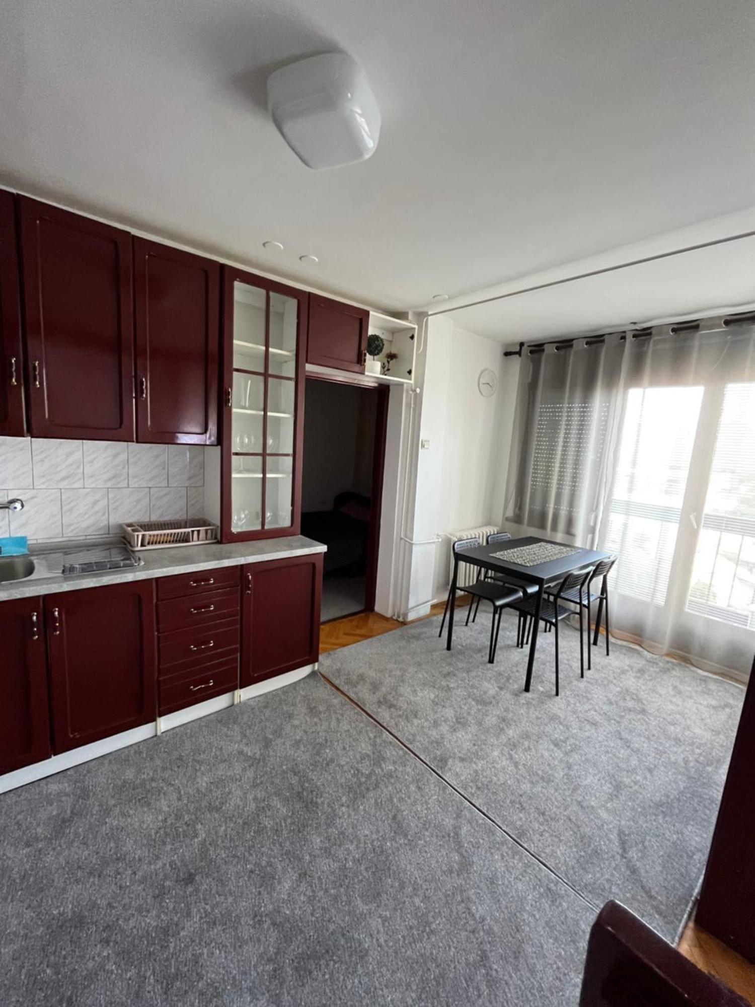 Devetka Apartment Пирот Екстериор снимка